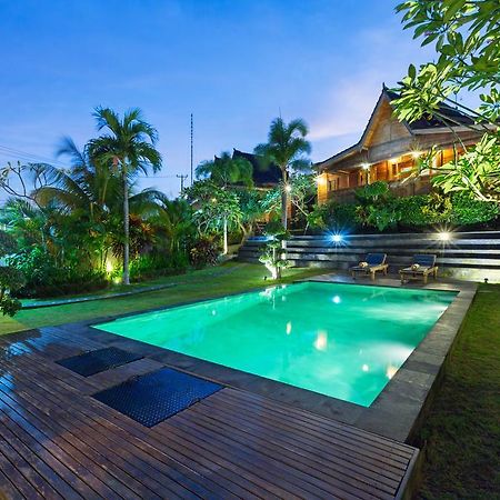 Dawas Villa Canggu Exteriör bild